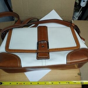 Vintage Coach White Brown leather Shoulder Bag Excellent Condition